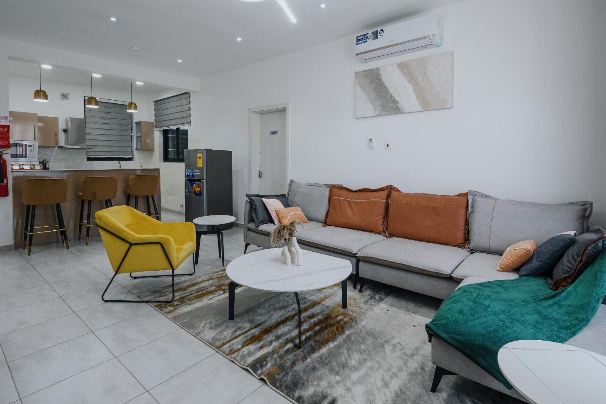 The Avery Apartments At Odomaa Place B, East Airport Άκρα Εξωτερικό φωτογραφία