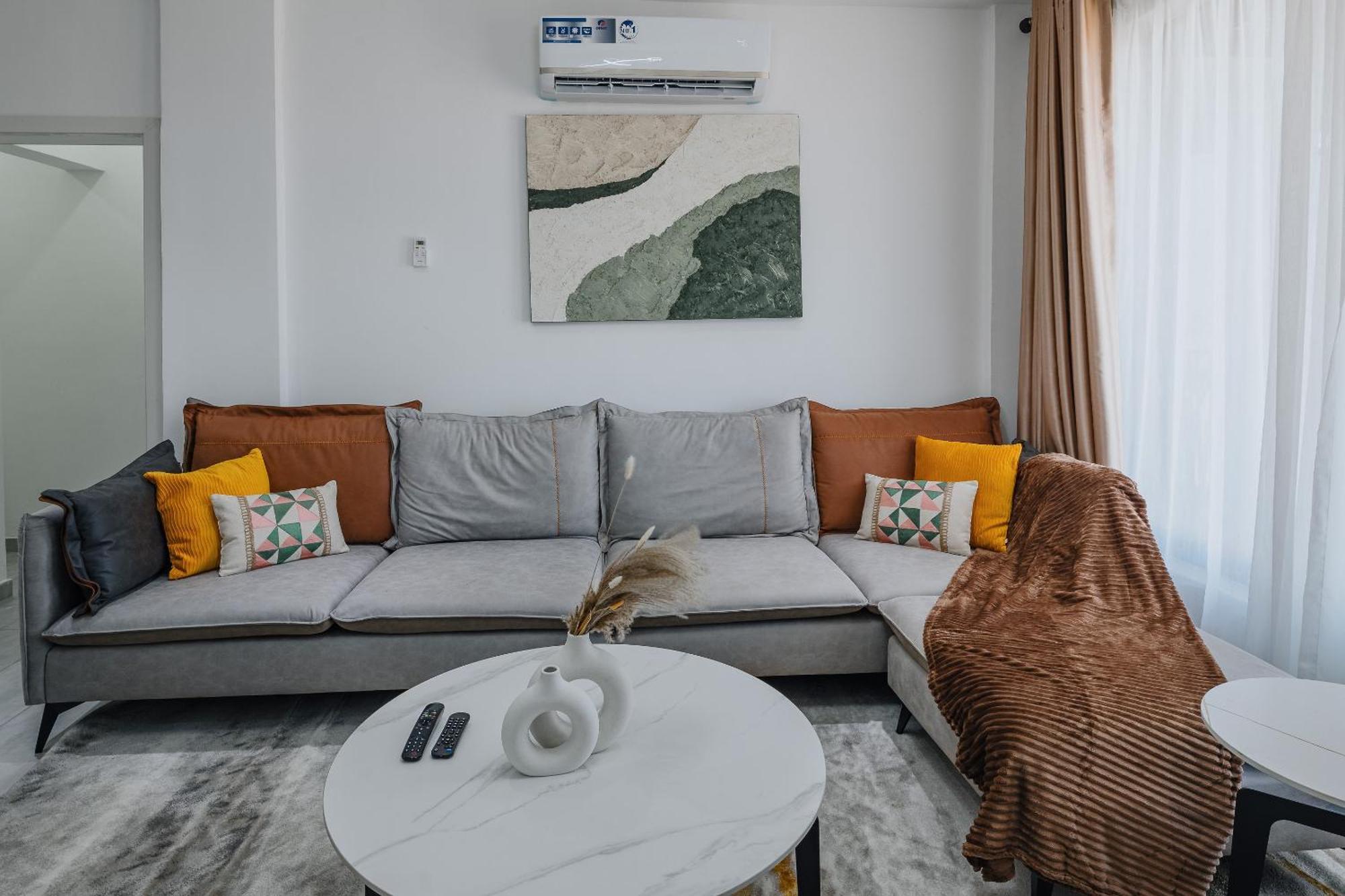 The Avery Apartments At Odomaa Place B, East Airport Άκρα Εξωτερικό φωτογραφία
